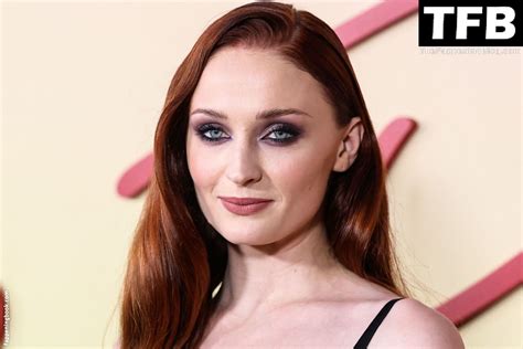 Sophie Turner Nude Pics & Fappening Leak FULL Video!